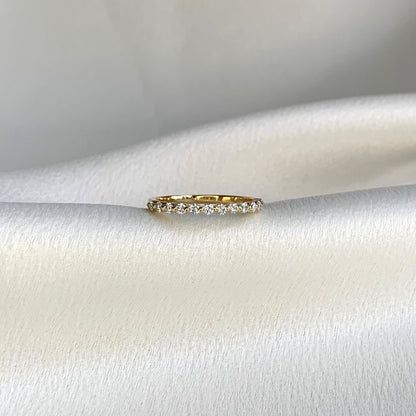 Semi Ring with Moissanites