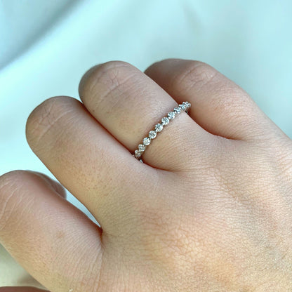 Semi Ring with Moissanites